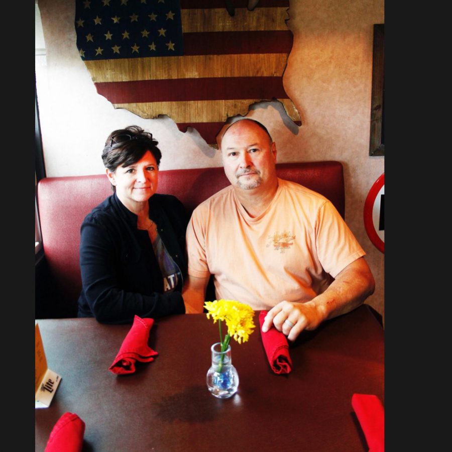 Mr. K's Owners Todd and Tammy Kuntz plan to find a buyer for the longtime town favorite eatery.